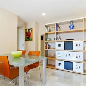 Apartment Benalmadena With Seasonal Pool & Parking Near The, Arroyo De La Miel